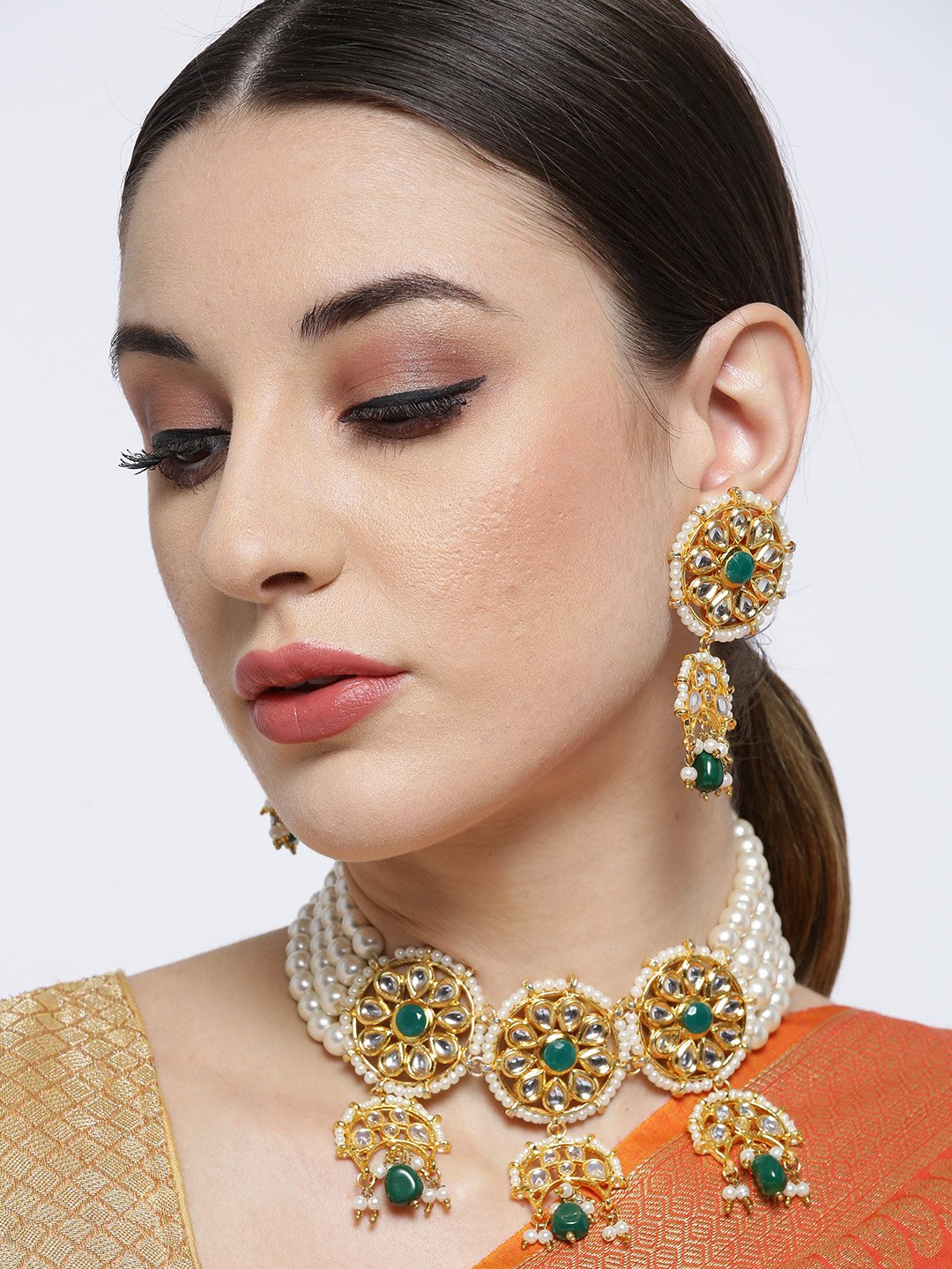 Green Kundan & Pearl Choker Necklace Set