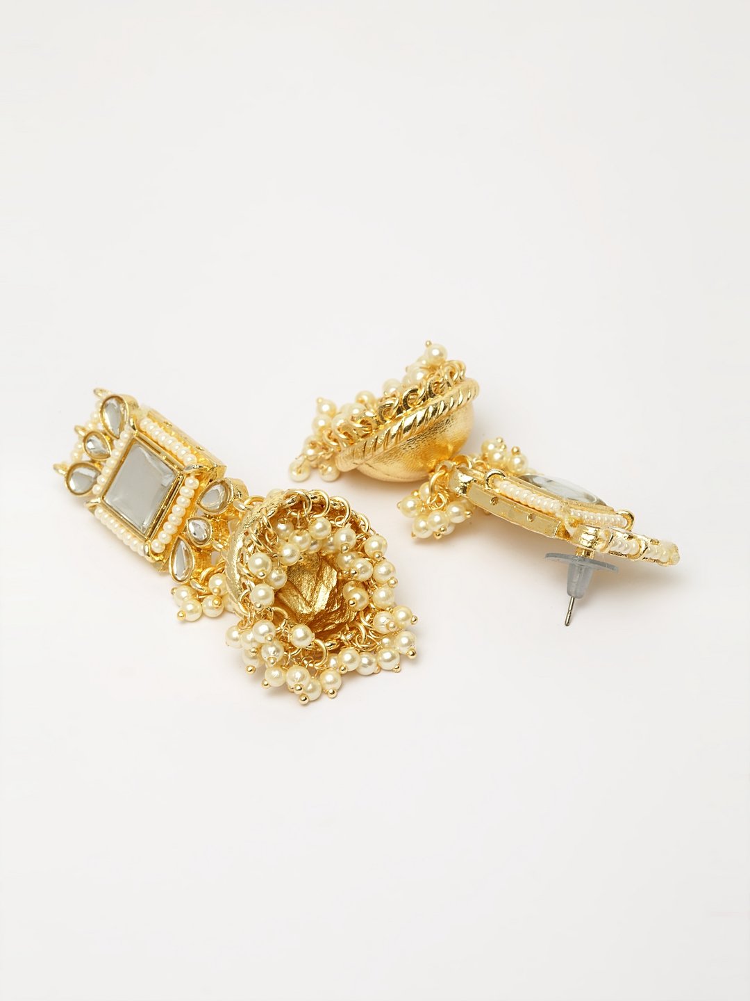 White & Beige Kundan Handcrafted Choker Necklace Set