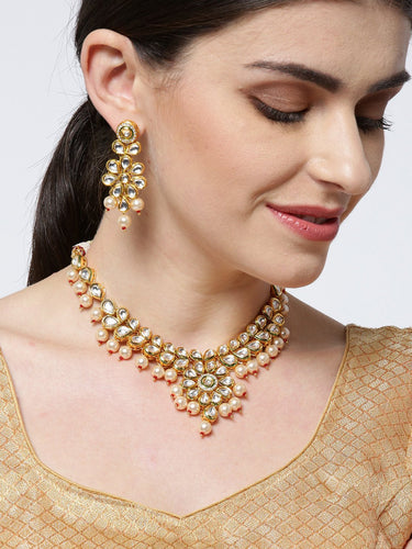 Golden Handcrafted Classic Kundan Necklace Set