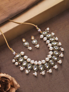 Off-White & Green Kundan & Beaded Necklace Set